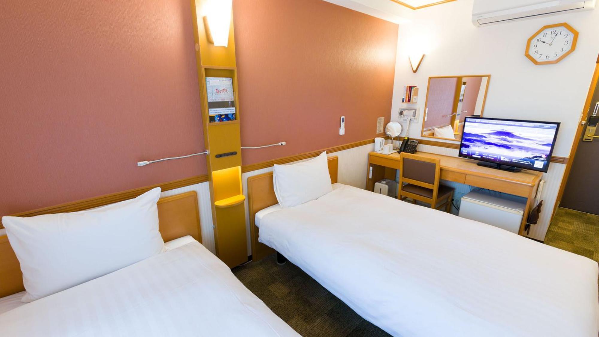 Toyoko Inn Takamatsu Hyogomachi Номер фото